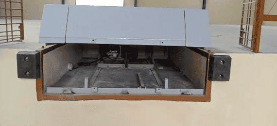 Scissor lift